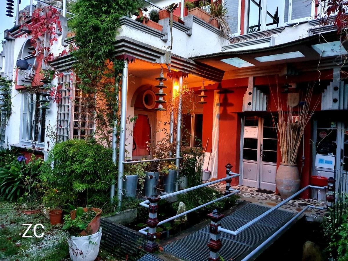 Zentral Club Neutron-Jacuzzi Apartman Belmonte De Miranda Kültér fotó